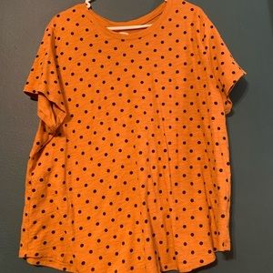 Mustard yellow and black polka dot tee